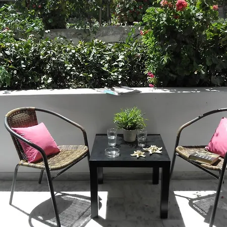 Areti 3* Kamari (Santorini)